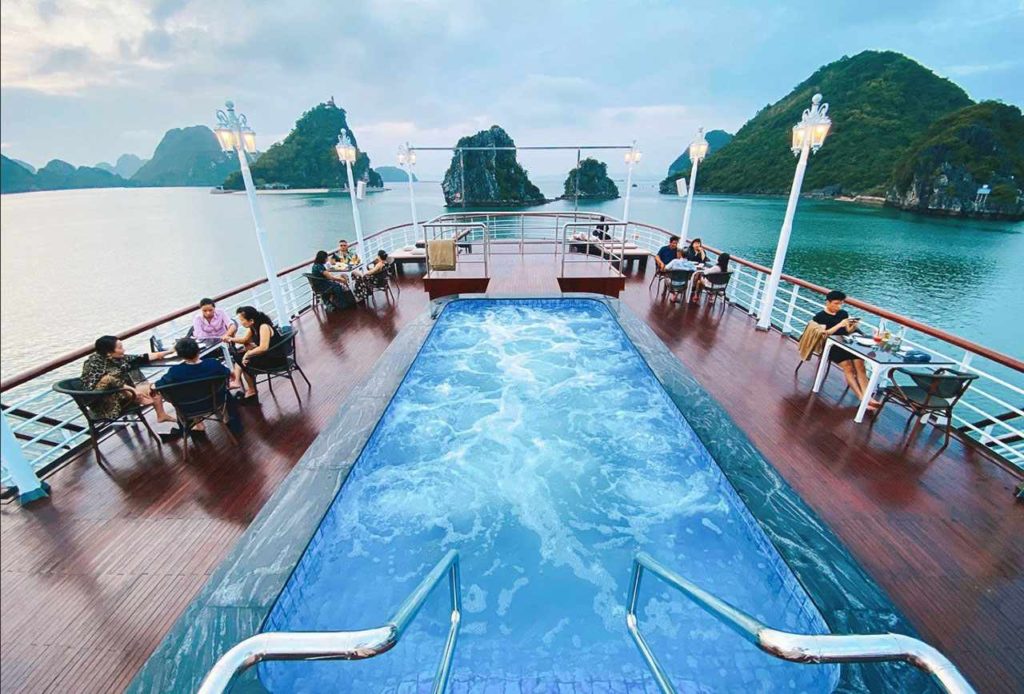Paradise Elegence Cruise Hạ Long